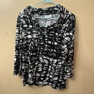 Calvin Klein Women's Abstract Black and White Long Sleeve Top